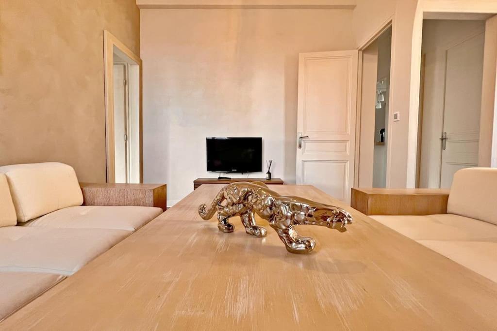 Au Petit Bourgeois Apartment Nice Luaran gambar